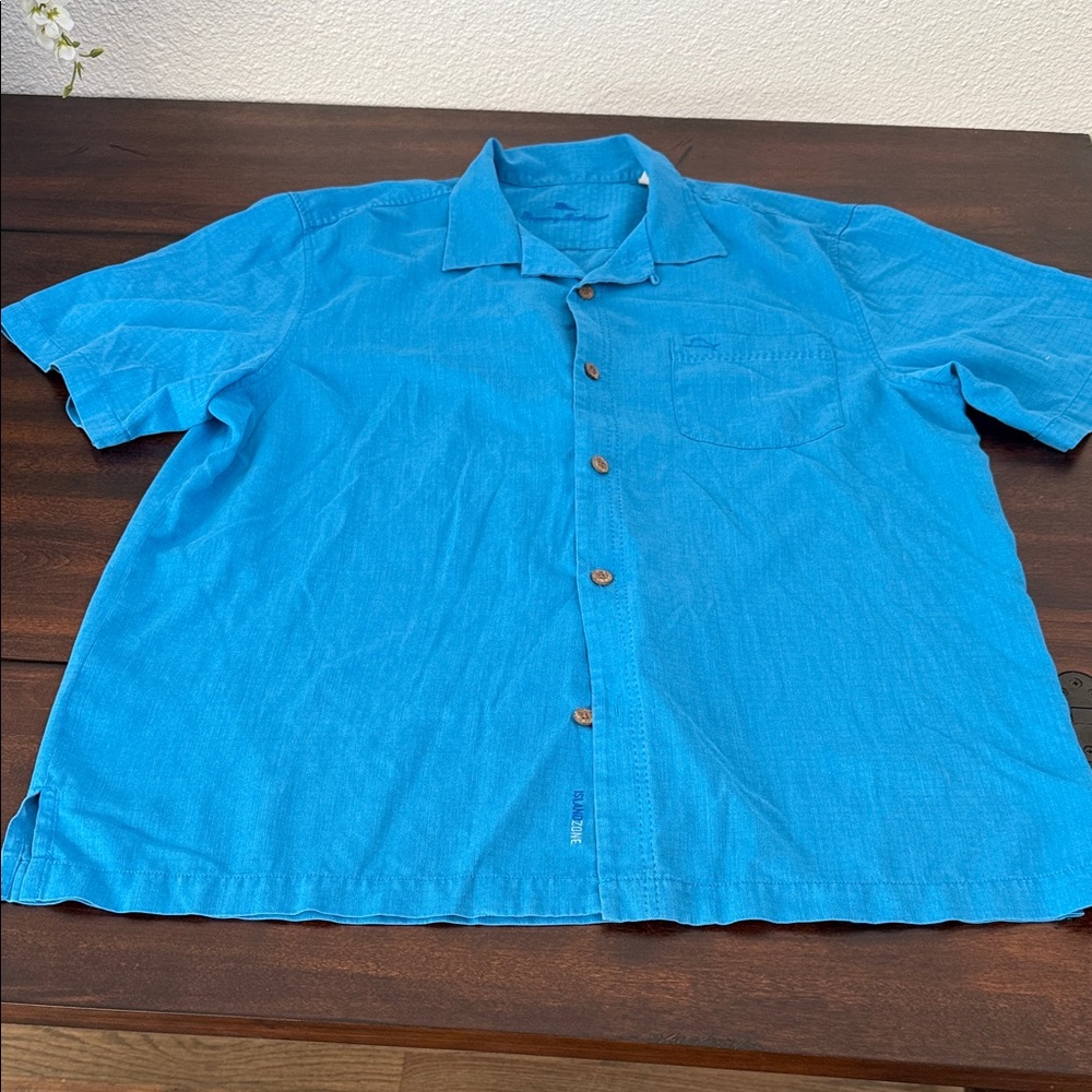 Tommy Bahama Vibrant Blue Casual Button Down Shirt